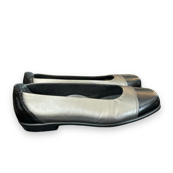 SAS Coco Slip On Loafers Womens 8N NARROW Pewter Metallic Black Patent Cap Toe - Picture 5 of 8